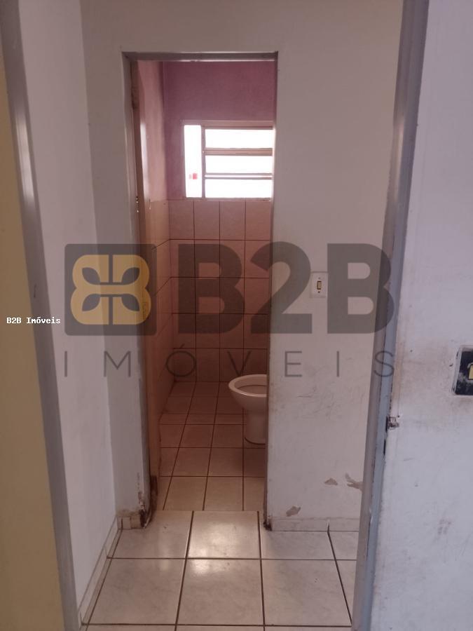 Casa à venda com 2 quartos, 150m² - Foto 9