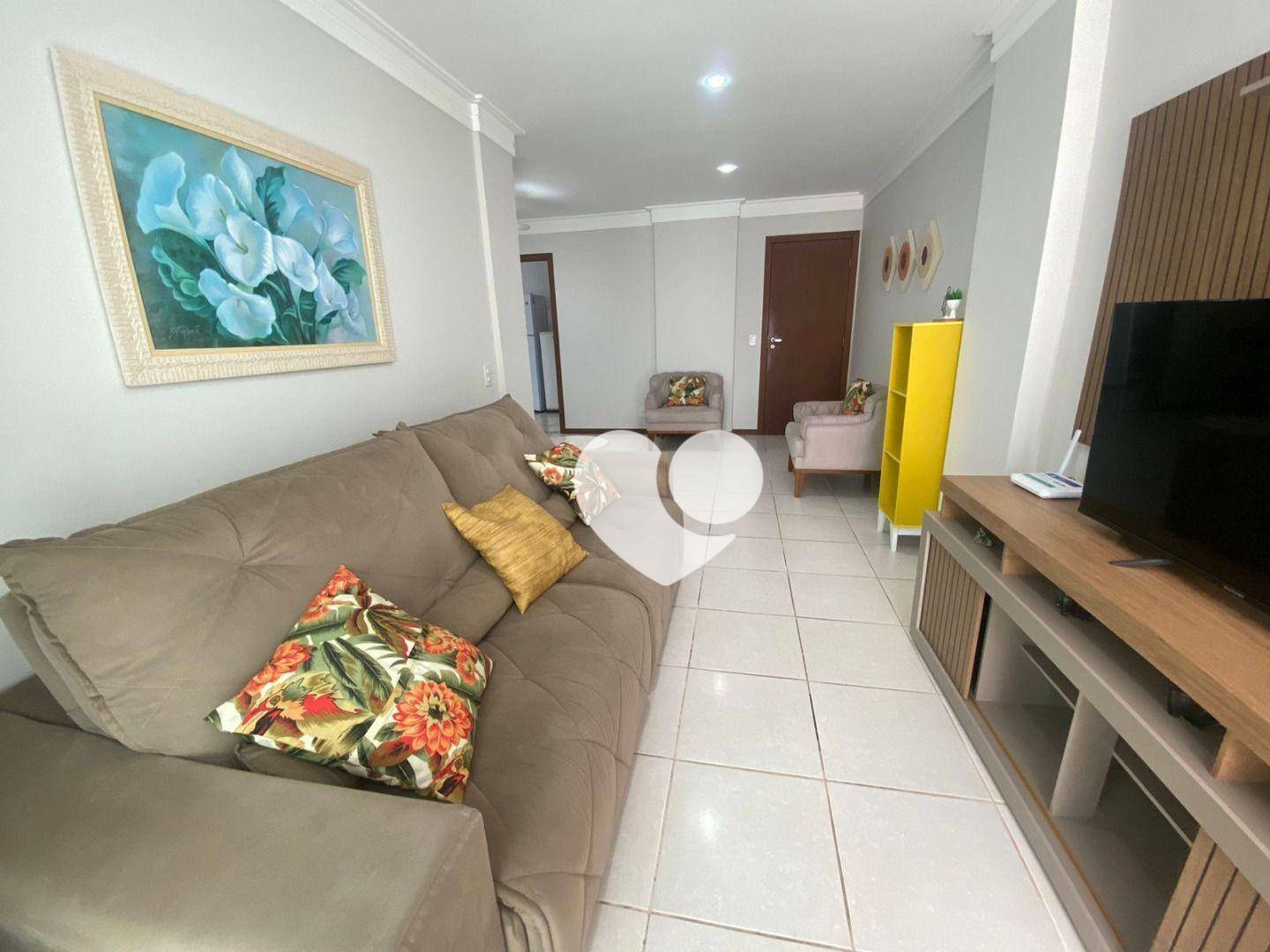 Apartamento à venda com 3 quartos, 130m² - Foto 2