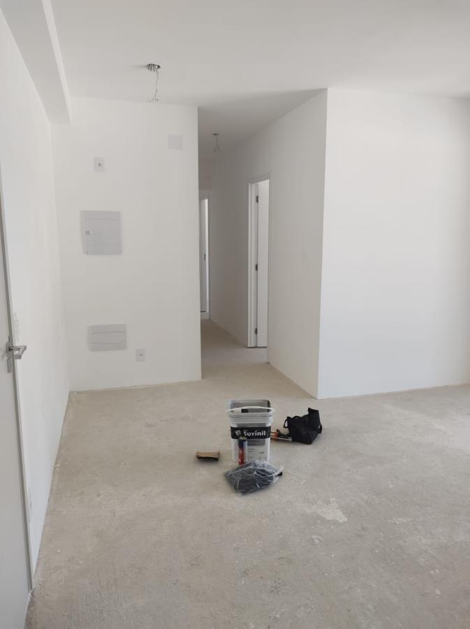 Apartamento à venda com 3 quartos, 87m² - Foto 2