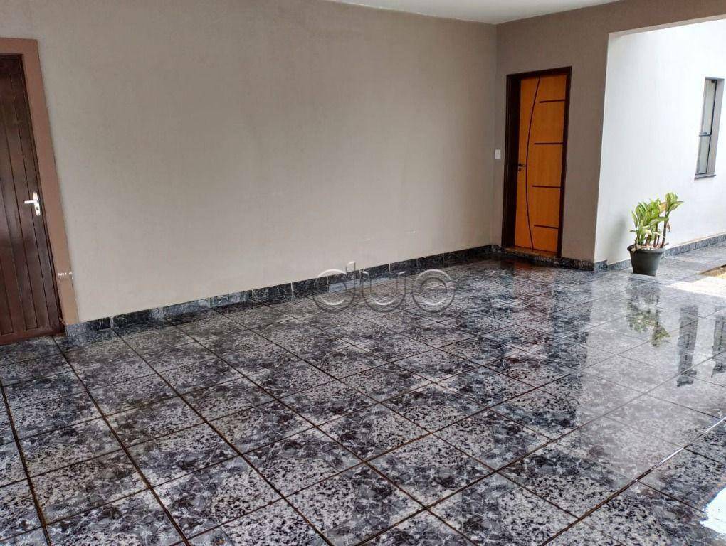 Casa à venda com 3 quartos, 187m² - Foto 4