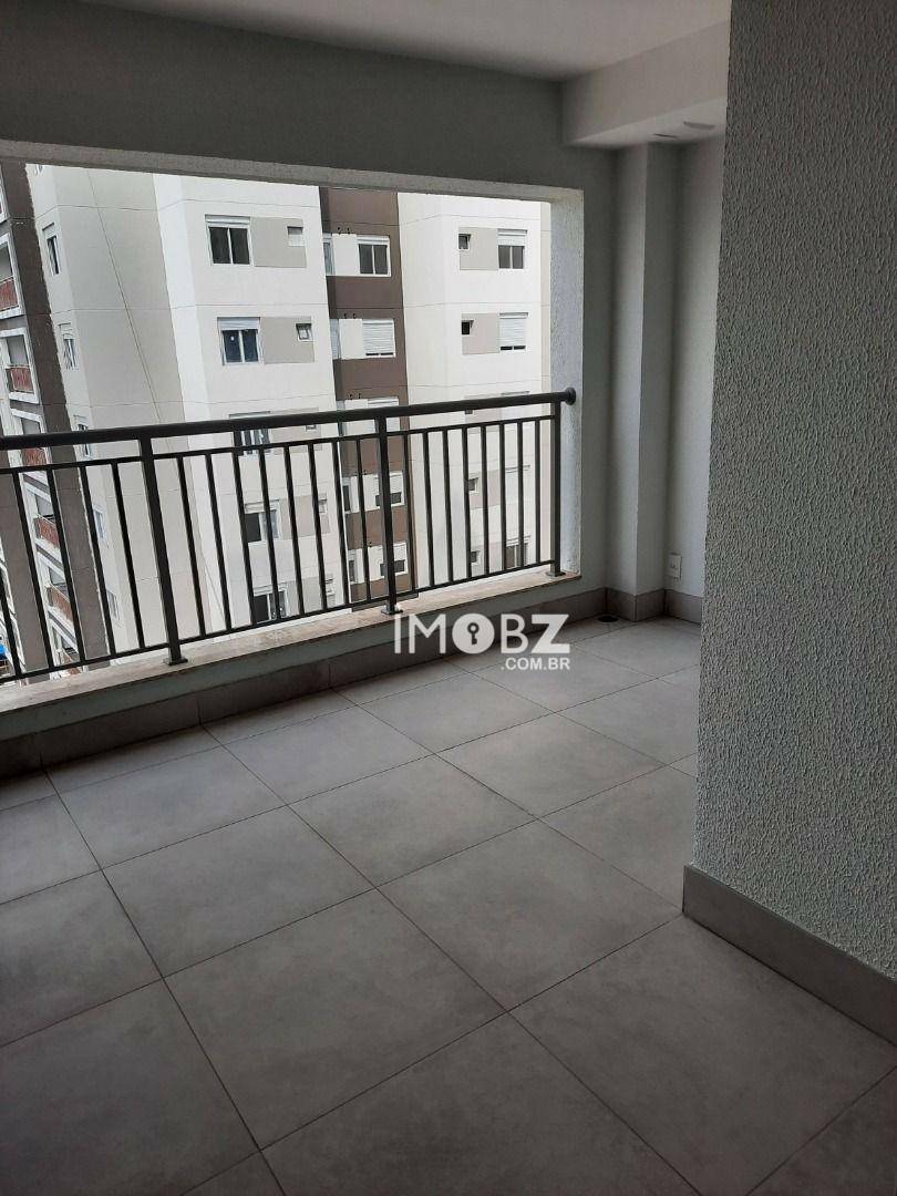 Apartamento à venda com 3 quartos, 84m² - Foto 2