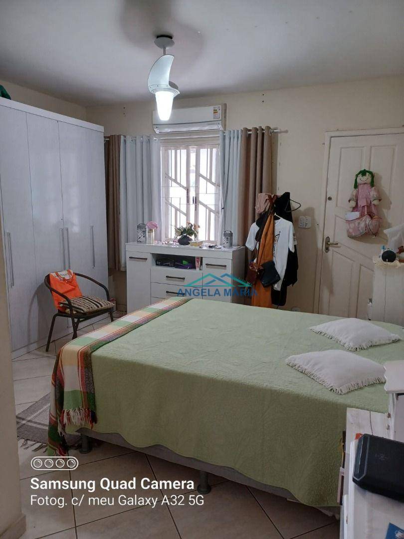 Casa à venda com 4 quartos, 280m² - Foto 17