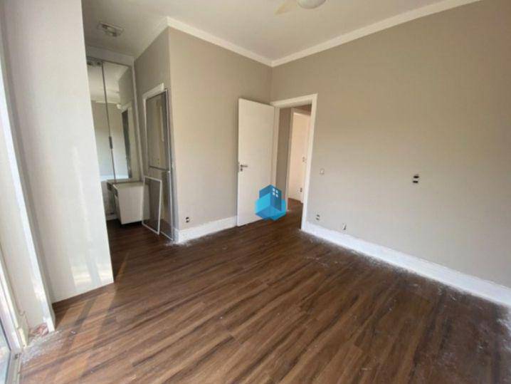 Casa à venda com 3 quartos, 201m² - Foto 10