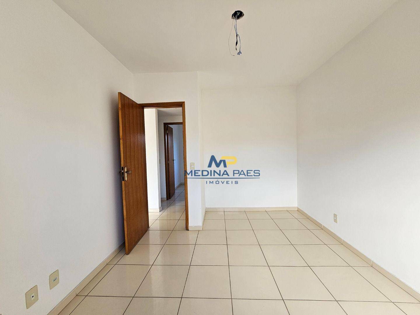 Apartamento à venda com 2 quartos, 67m² - Foto 24
