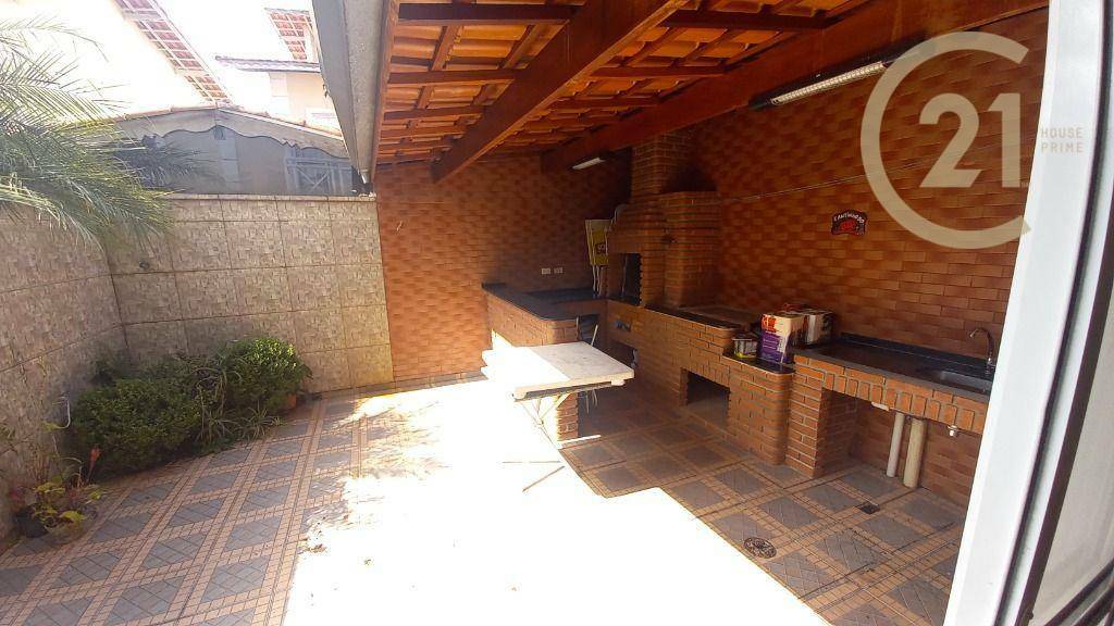 Casa de Condomínio para alugar com 3 quartos, 136m² - Foto 30