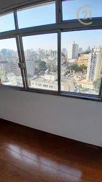 Apartamento à venda com 2 quartos, 75m² - Foto 2