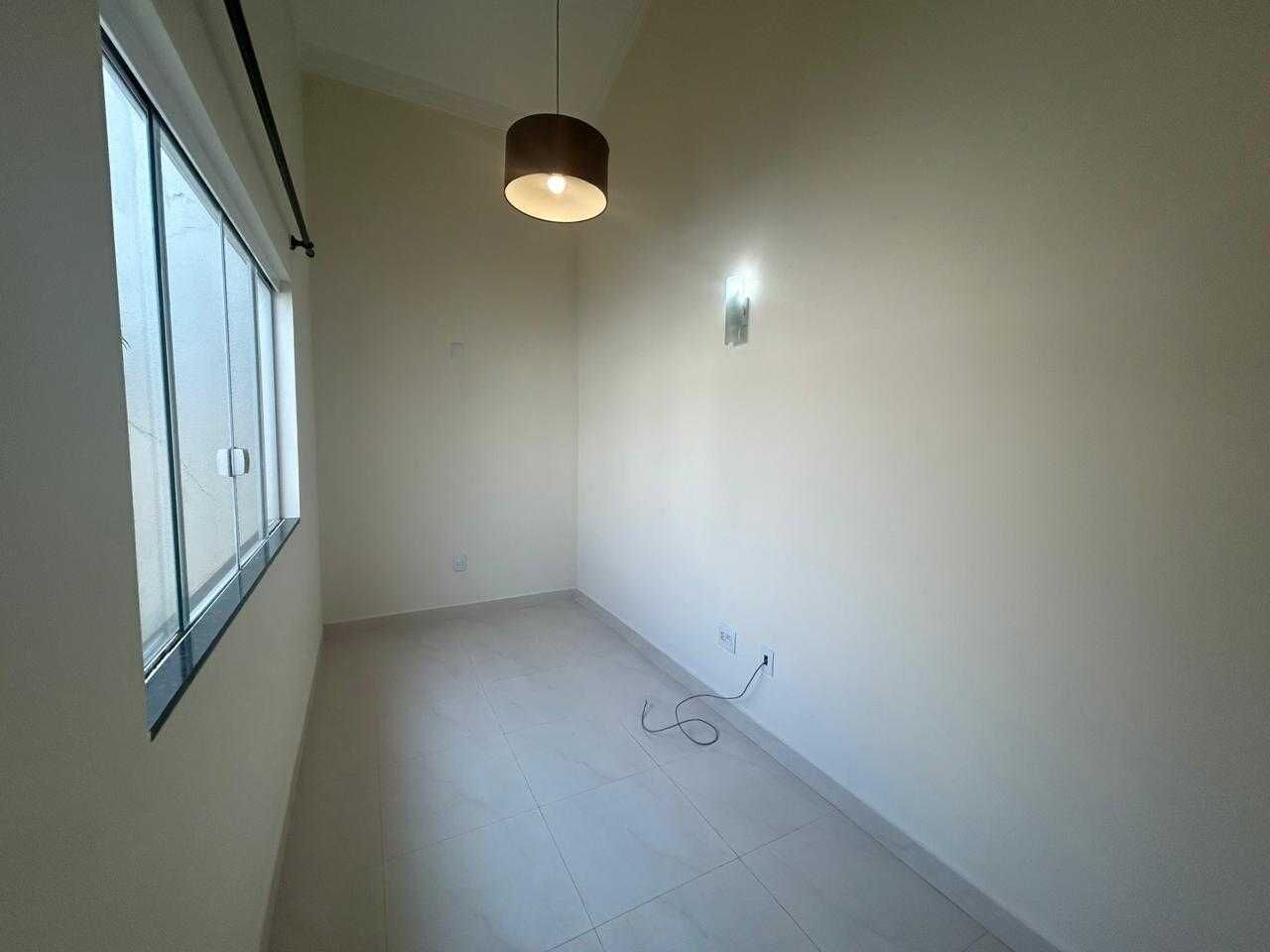 Casa para alugar com 3 quartos, 190m² - Foto 2