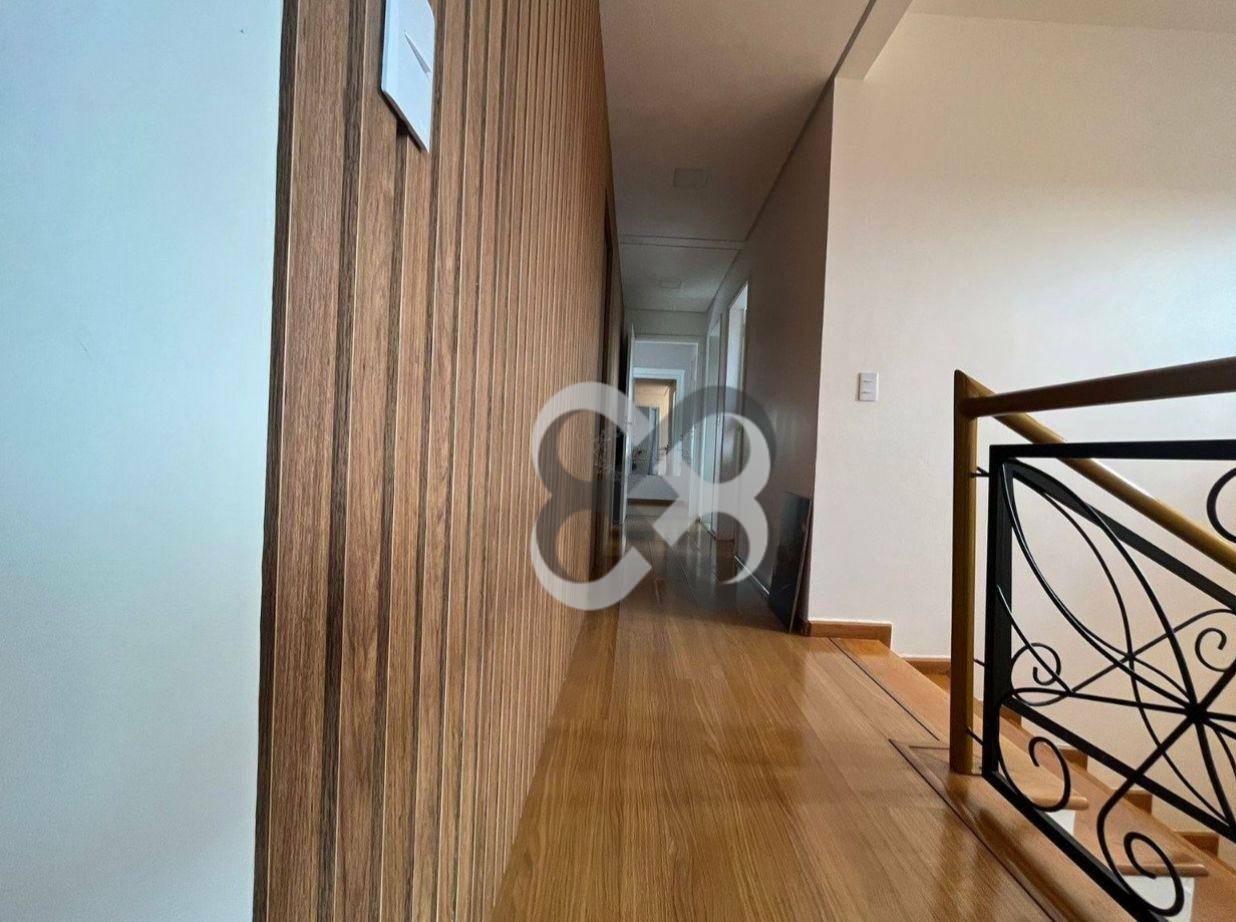 Casa à venda com 4 quartos, 236m² - Foto 17