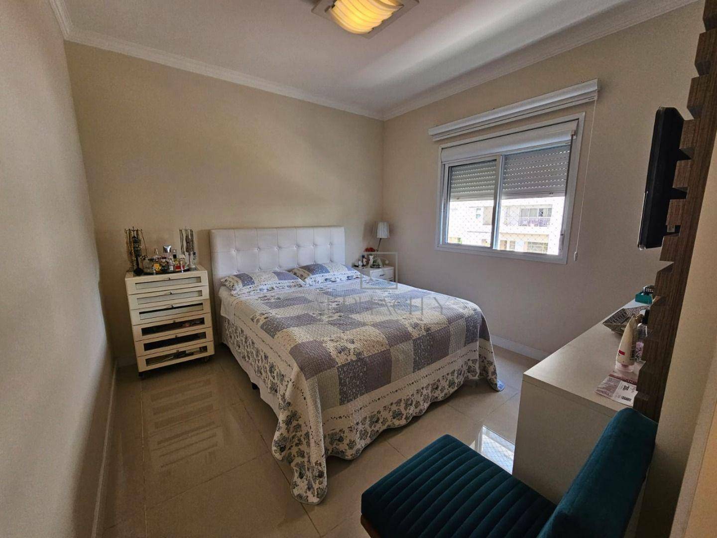 Apartamento à venda com 3 quartos, 158m² - Foto 3