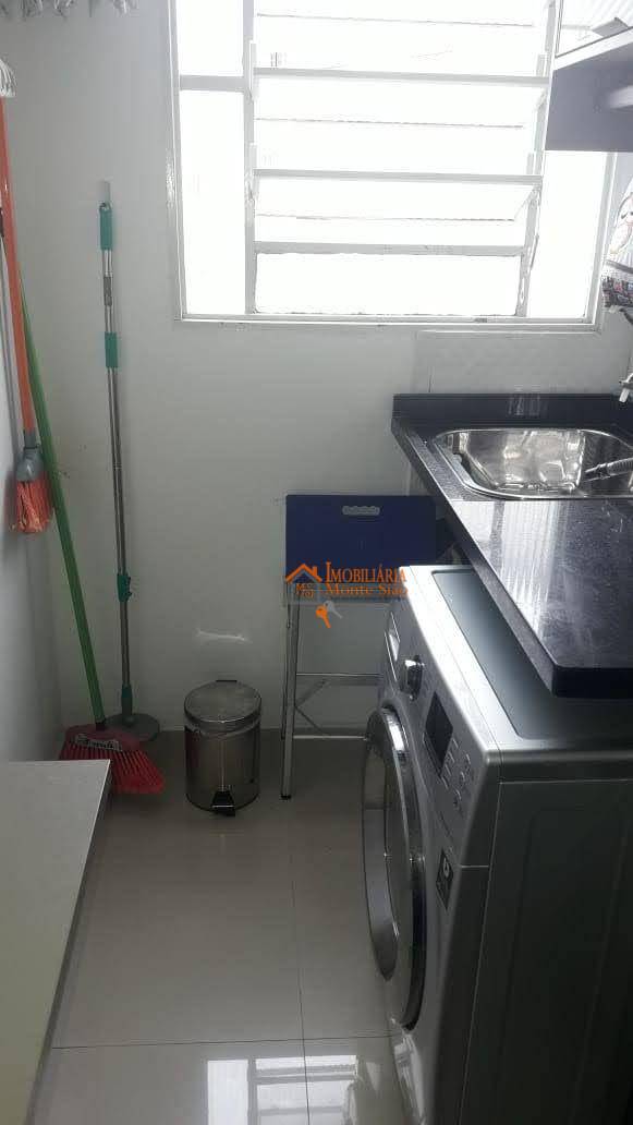 Apartamento à venda com 2 quartos, 40m² - Foto 9