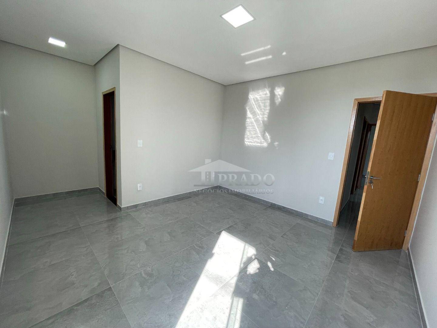 Casa à venda com 3 quartos, 100m² - Foto 16