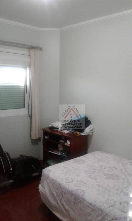 Apartamento à venda com 3 quartos, 143m² - Foto 19