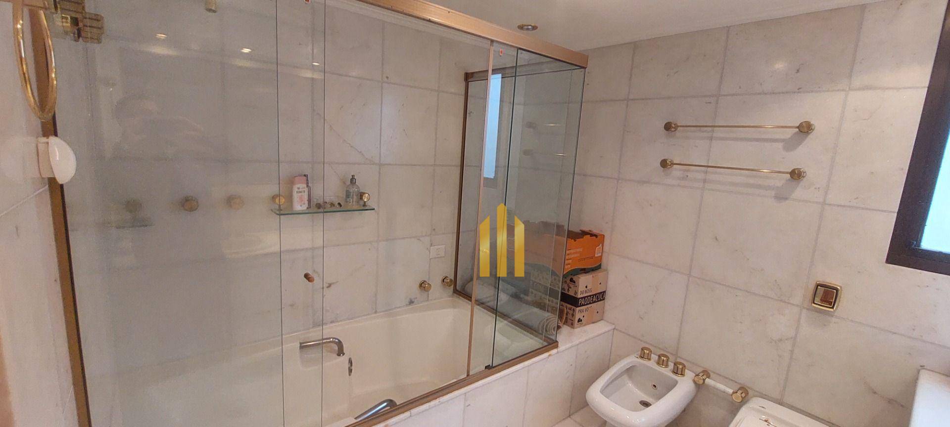 Apartamento à venda com 4 quartos, 320m² - Foto 27