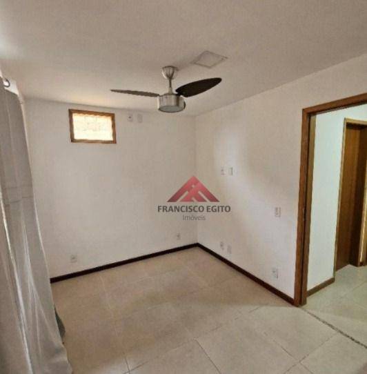 Casa à venda com 2 quartos, 90m² - Foto 5