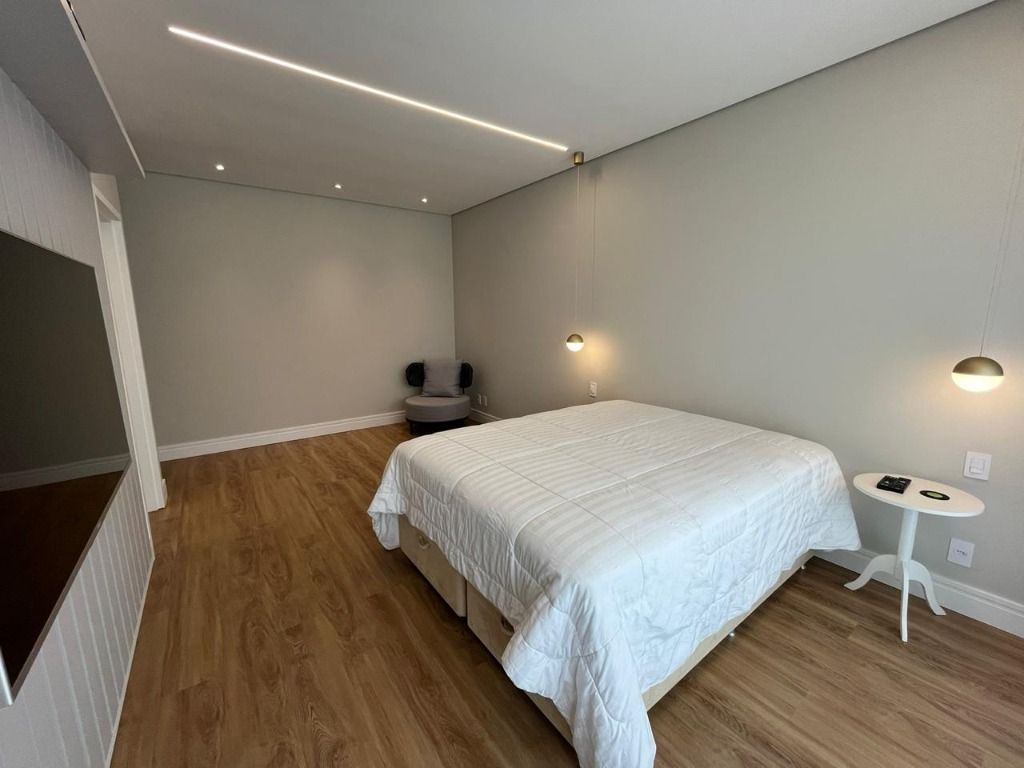 Casa de Condomínio à venda com 4 quartos, 363m² - Foto 23