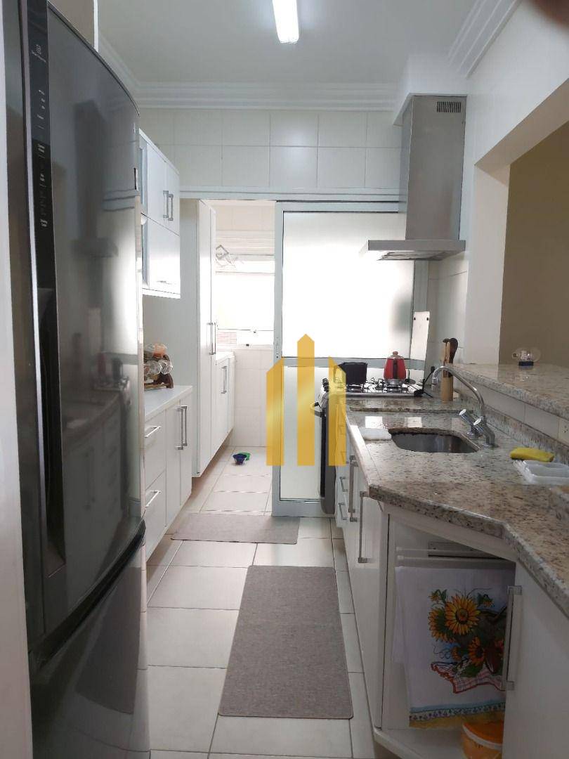 Apartamento à venda com 3 quartos, 98m² - Foto 8