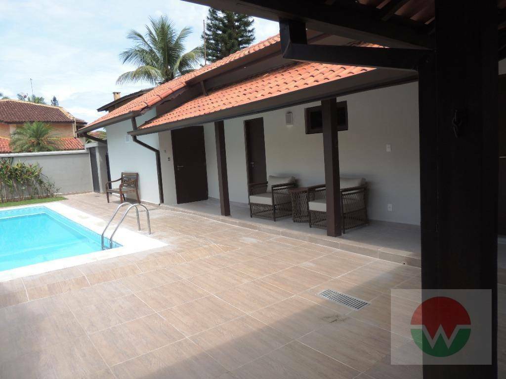 Casa de Condomínio à venda com 4 quartos, 300m² - Foto 29