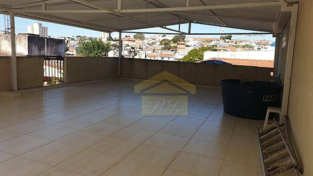 Casa à venda com 4 quartos, 194m² - Foto 27