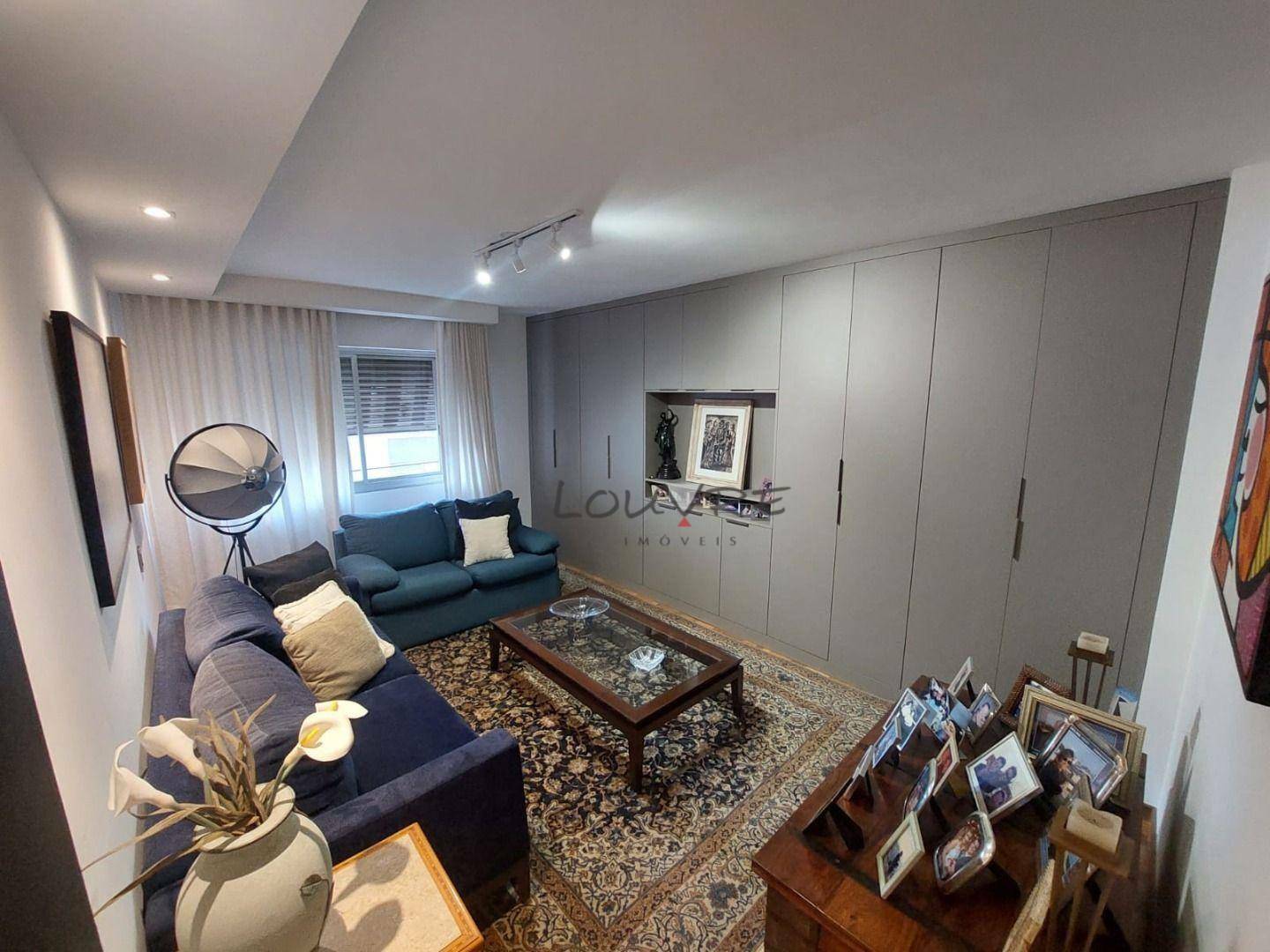 Apartamento à venda com 3 quartos, 256m² - Foto 8