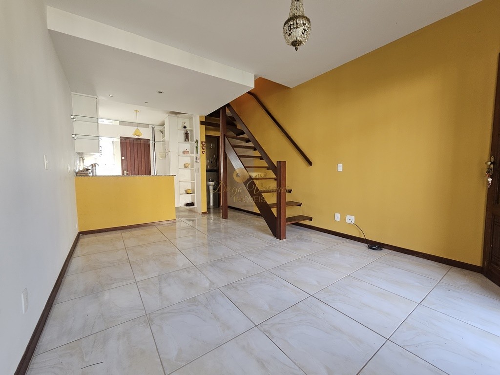 Casa de Condomínio à venda com 2 quartos, 58m² - Foto 1