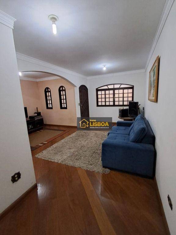 Casa para alugar com 2 quartos, 200m² - Foto 5