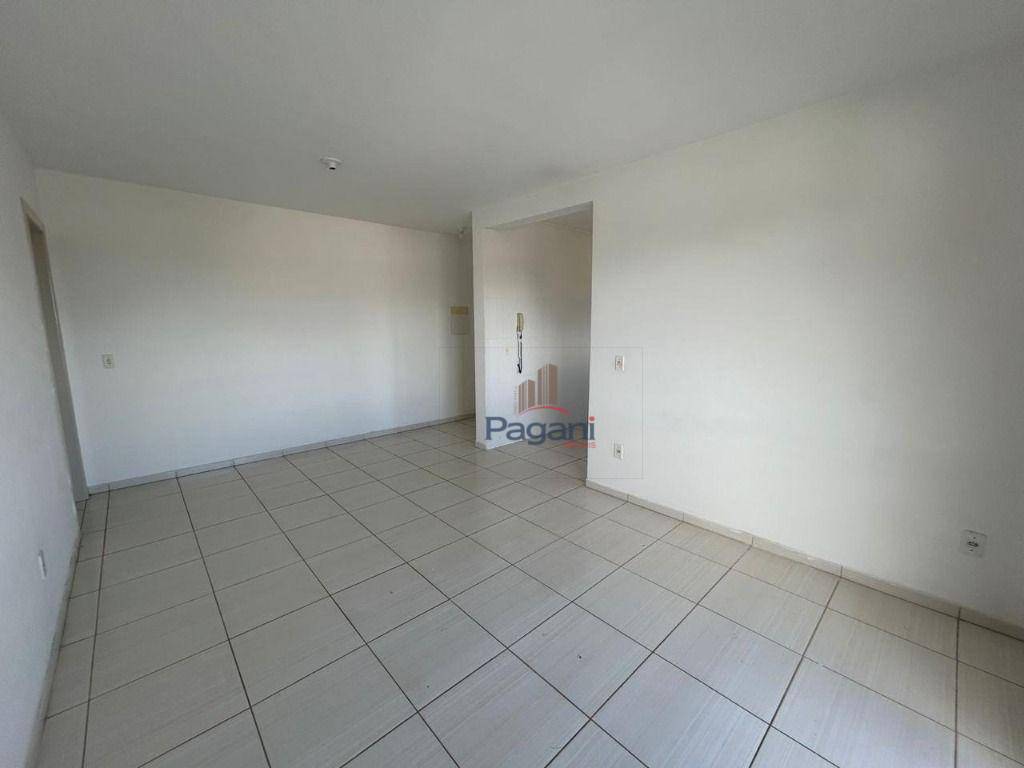 Apartamento à venda com 3 quartos, 83m² - Foto 12