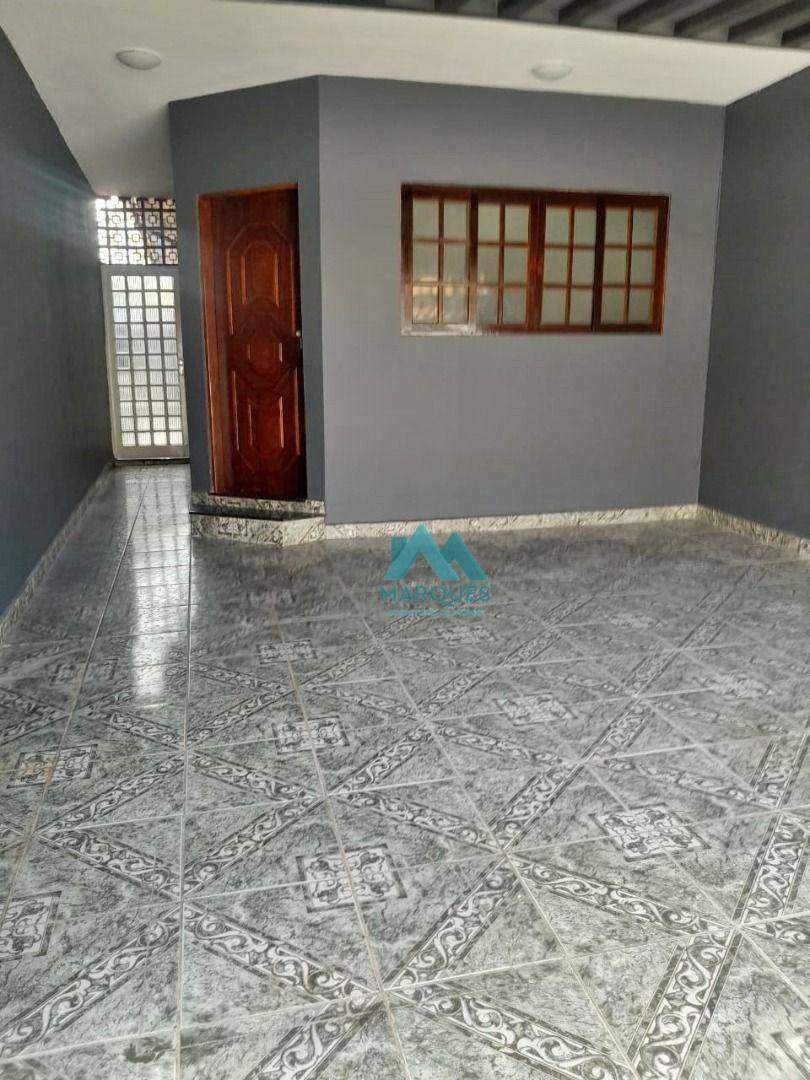 Casa à venda com 3 quartos, 127m² - Foto 2