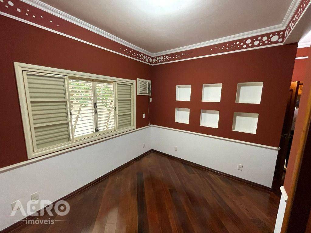 Casa de Condomínio para alugar com 4 quartos, 410m² - Foto 58