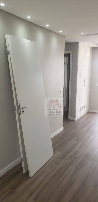 Apartamento à venda com 2 quartos, 56m² - Foto 21