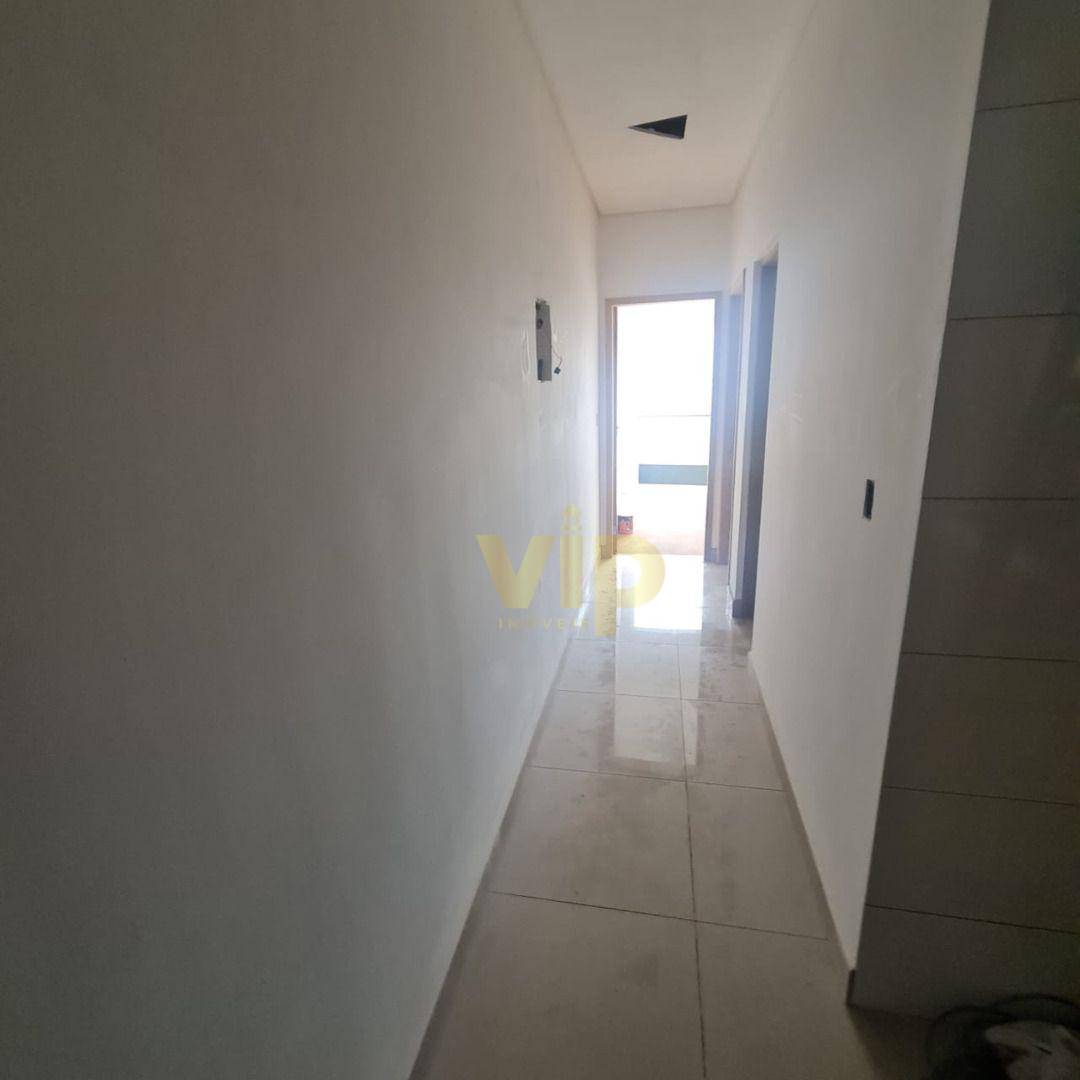 Apartamento à venda com 2 quartos, 70m² - Foto 4