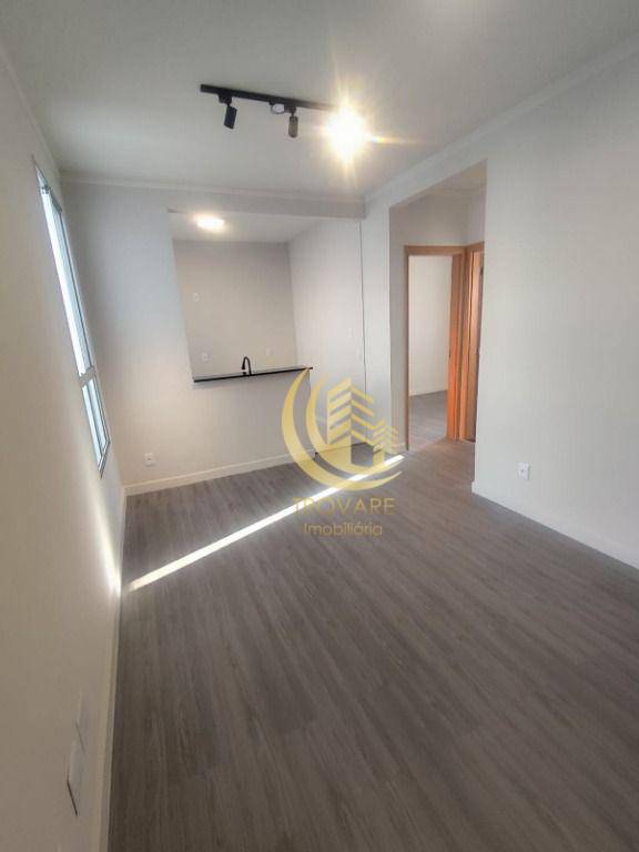 Apartamento à venda com 2 quartos, 44m² - Foto 1