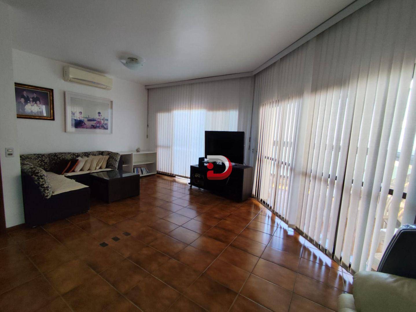 Apartamento à venda com 2 quartos, 110m² - Foto 7