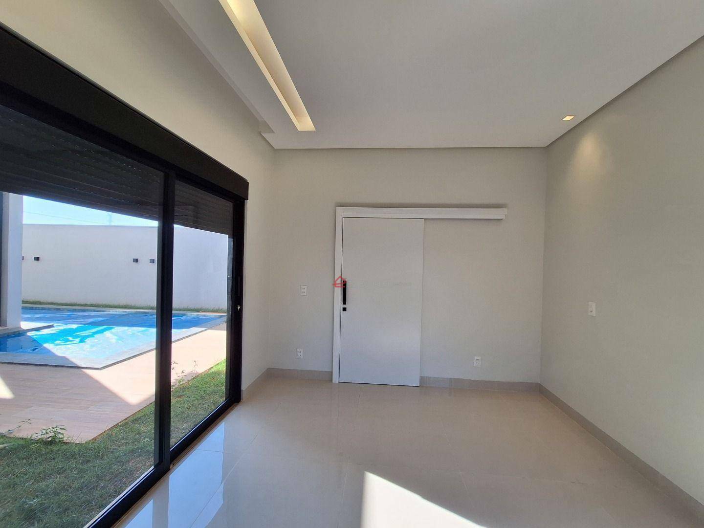 Casa à venda com 3 quartos, 218m² - Foto 13