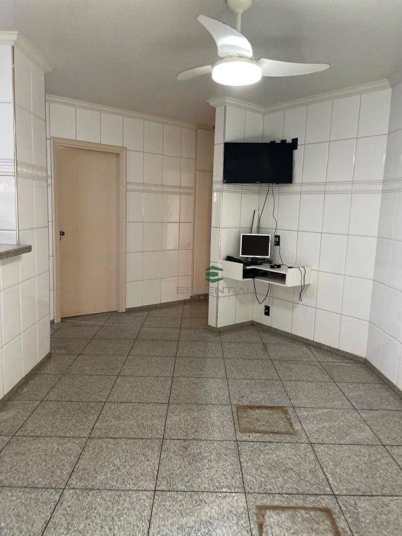 Sobrado à venda e aluguel com 6 quartos, 450m² - Foto 35