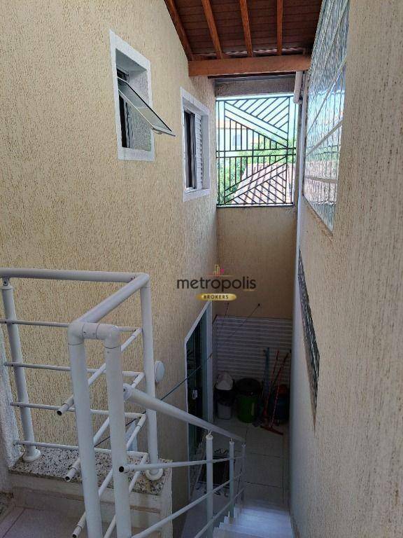 Sobrado à venda com 3 quartos, 250m² - Foto 26