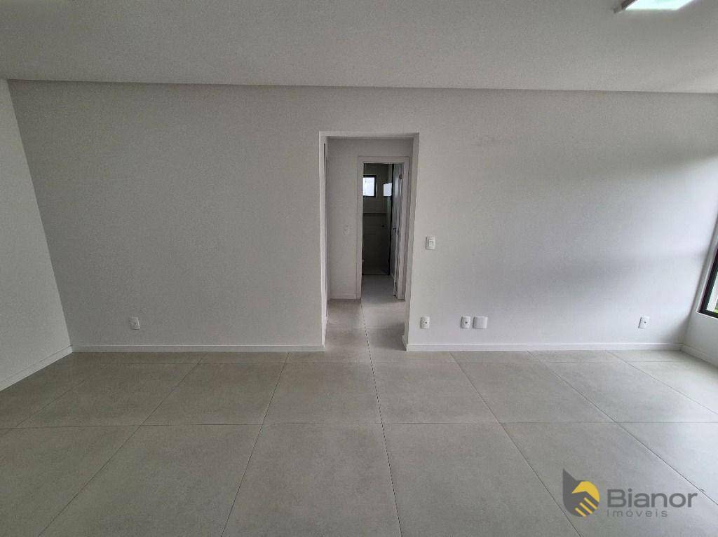 Apartamento para alugar com 2 quartos, 56m² - Foto 5