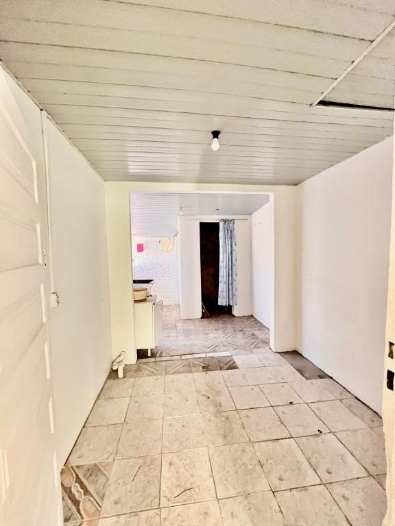 Casa à venda com 2 quartos, 240m² - Foto 5