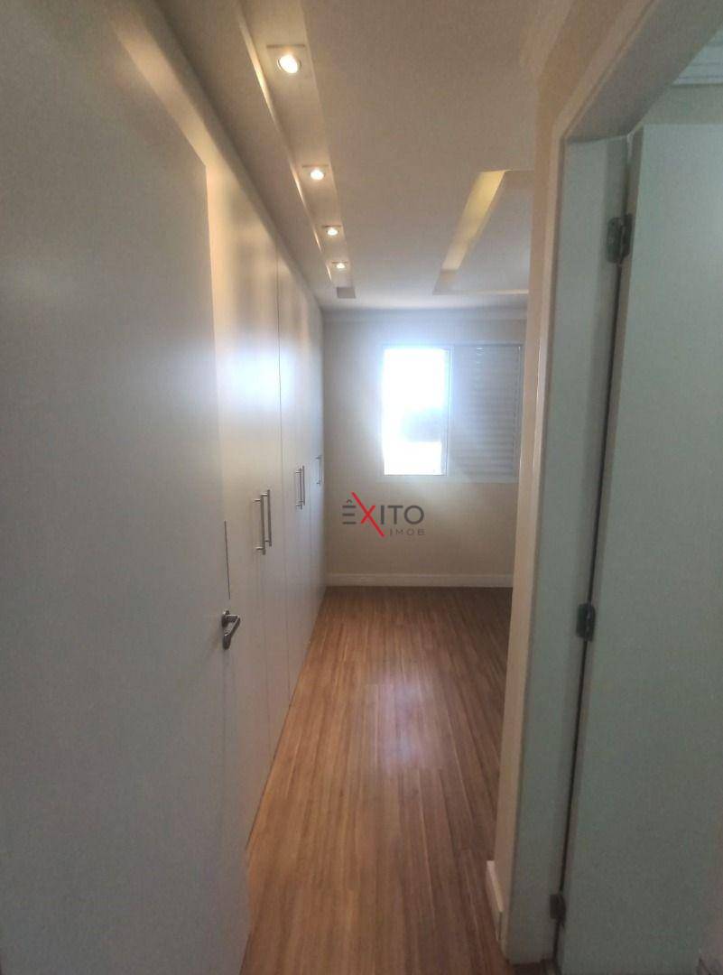 Apartamento à venda com 3 quartos, 75m² - Foto 7