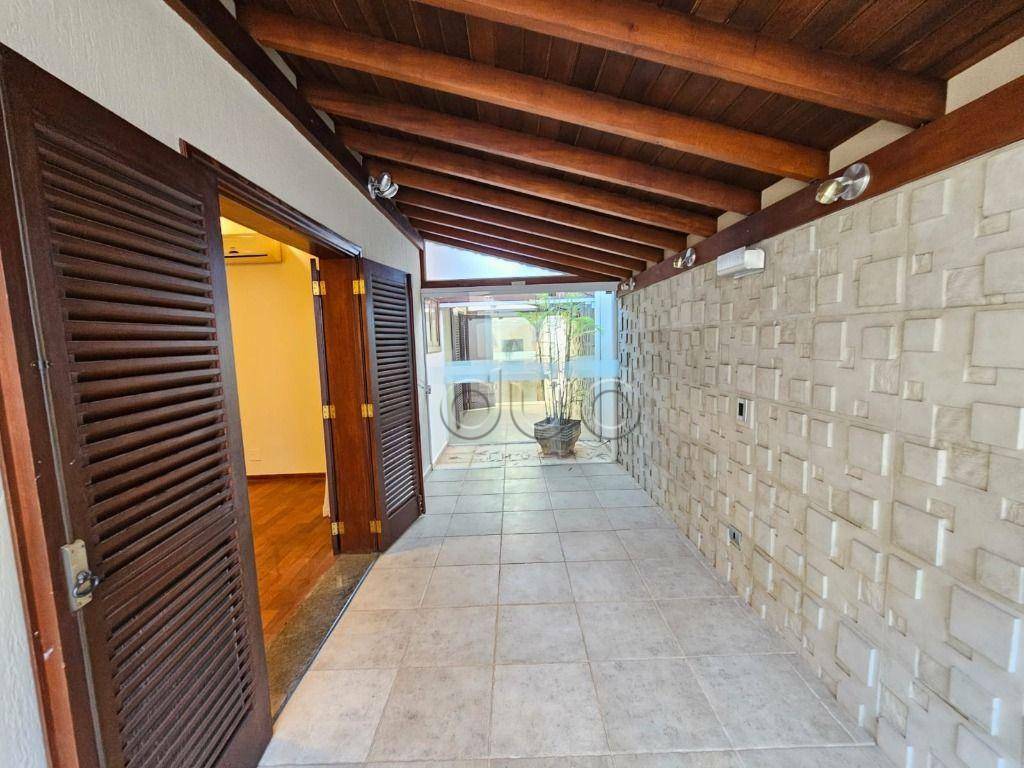 Casa de Condomínio para alugar com 3 quartos, 390m² - Foto 42