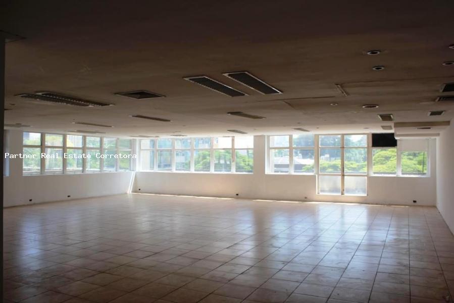 Conjunto Comercial-Sala à venda com 1 quarto, 448m² - Foto 3