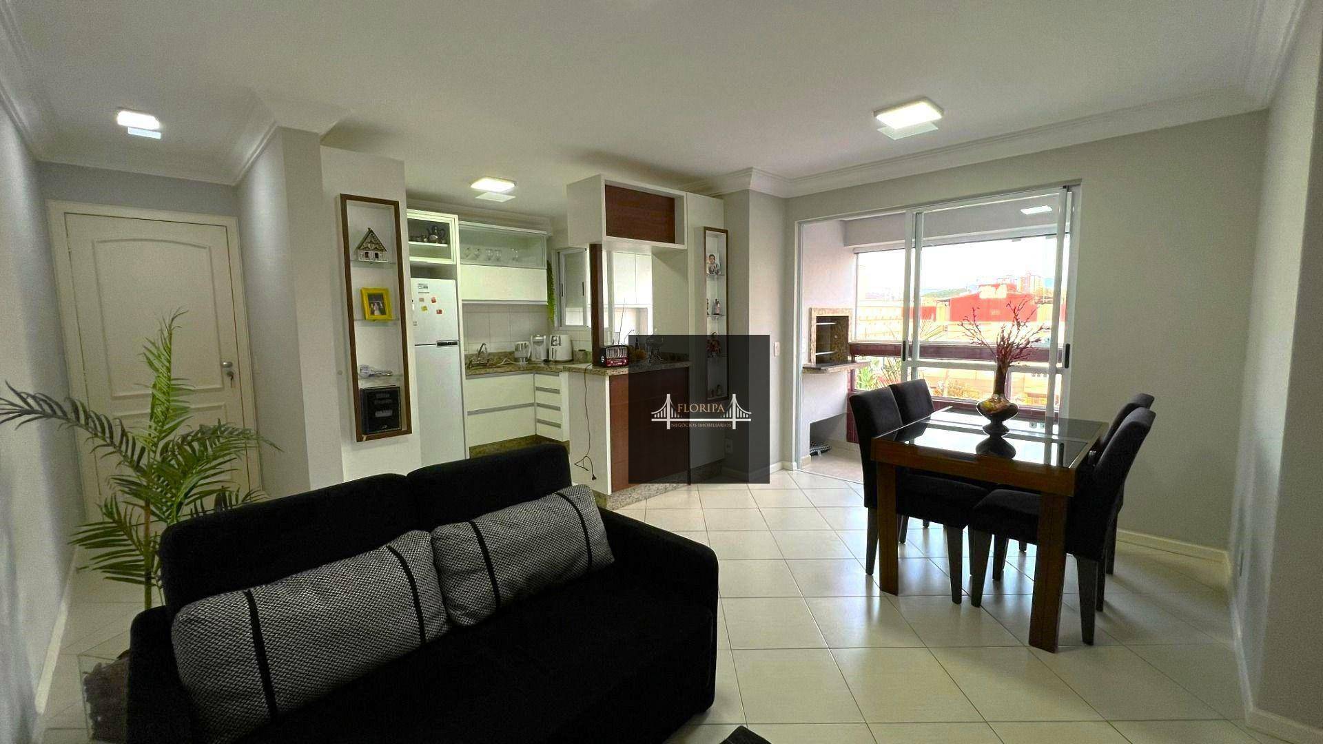 Apartamento à venda com 2 quartos, 74m² - Foto 1