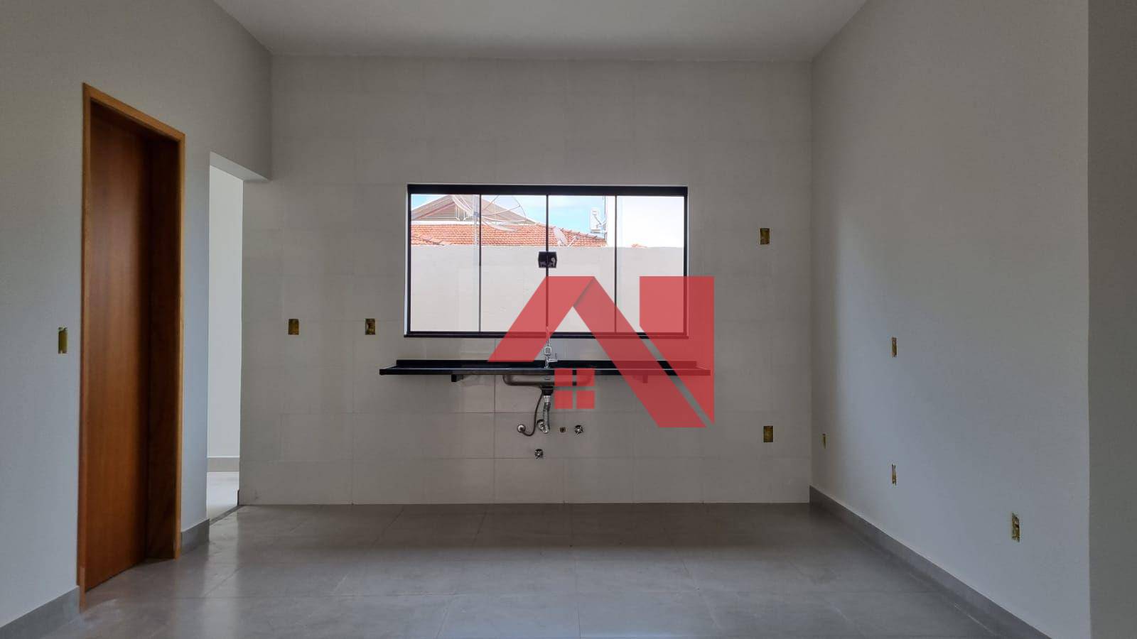 Casa à venda com 3 quartos, 105m² - Foto 3