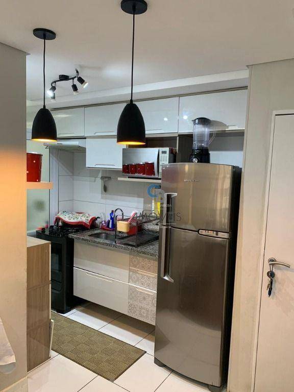 Apartamento à venda com 3 quartos, 60m² - Foto 3