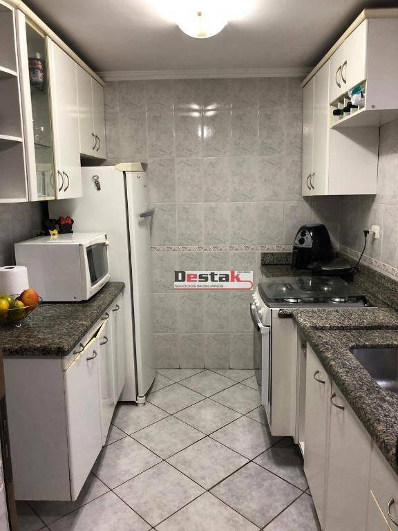 Apartamento à venda com 2 quartos, 56m² - Foto 12