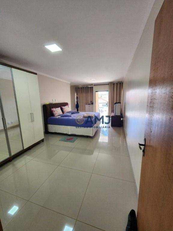 Sobrado à venda com 4 quartos, 215m² - Foto 10