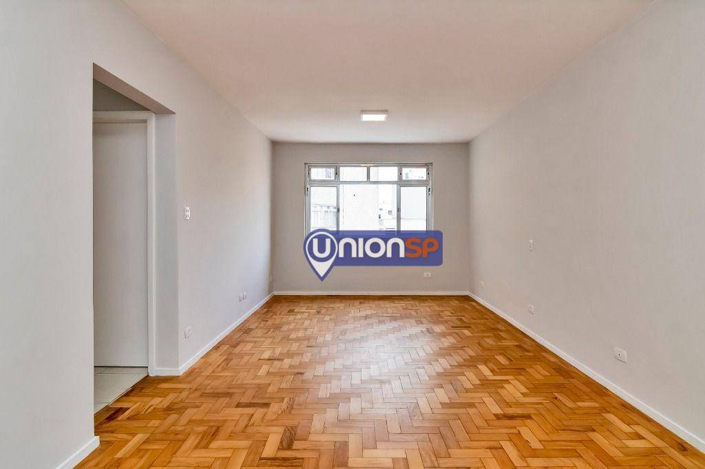 Apartamento à venda com 1 quarto, 32m² - Foto 1