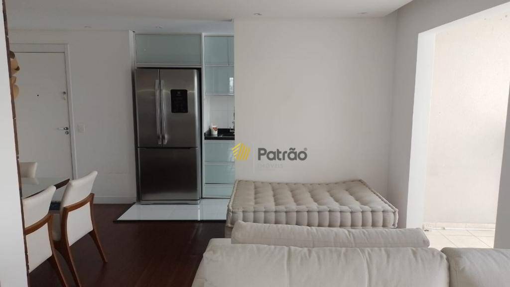 Apartamento à venda com 2 quartos, 72m² - Foto 11