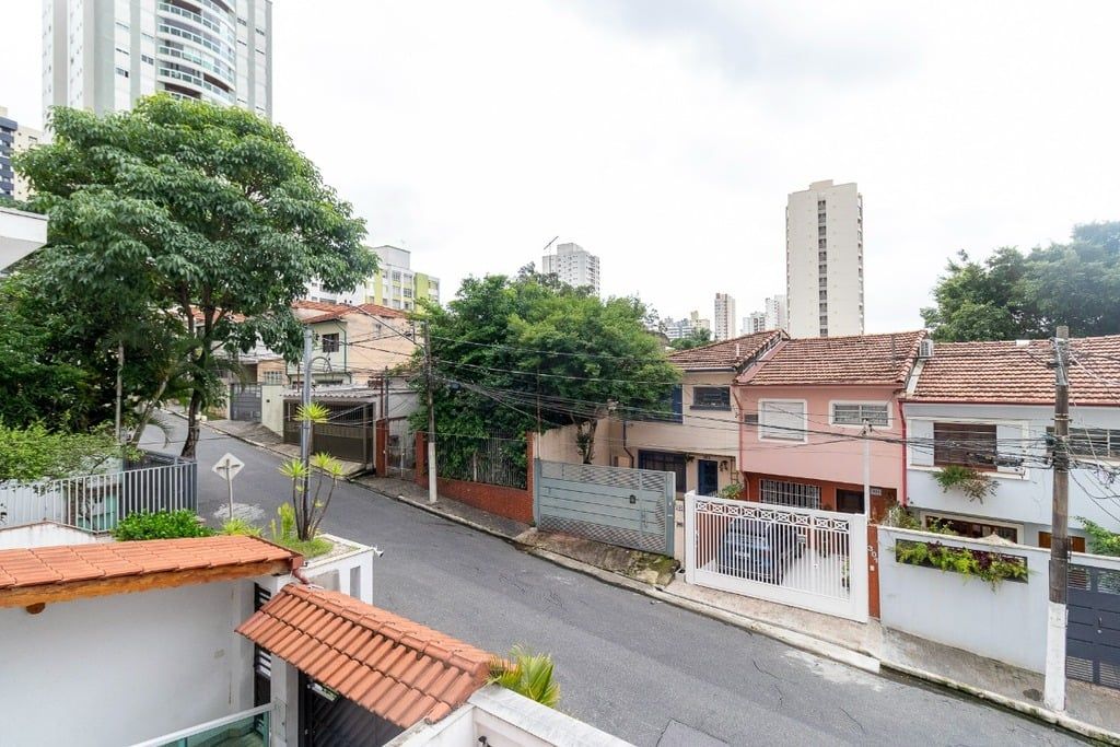 Casa de Condomínio à venda com 3 quartos, 243m² - Foto 4