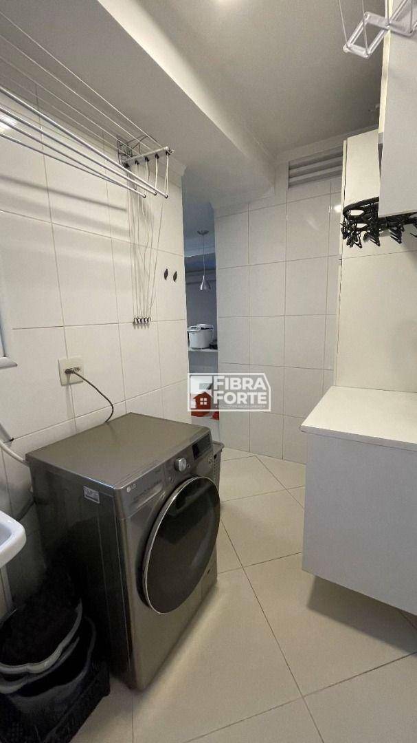 Apartamento à venda com 3 quartos, 117m² - Foto 14