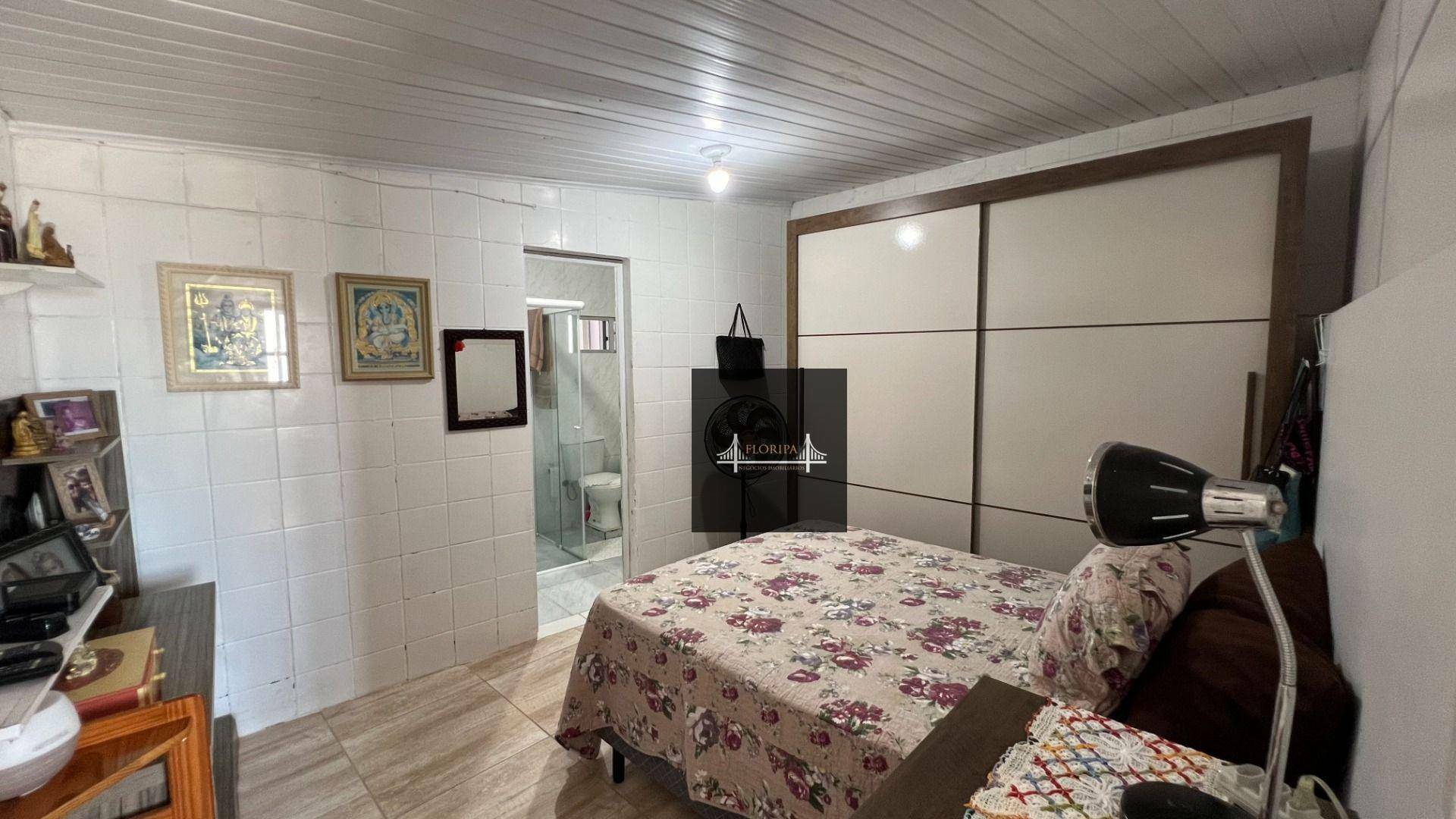 Casa à venda com 7 quartos, 235m² - Foto 18